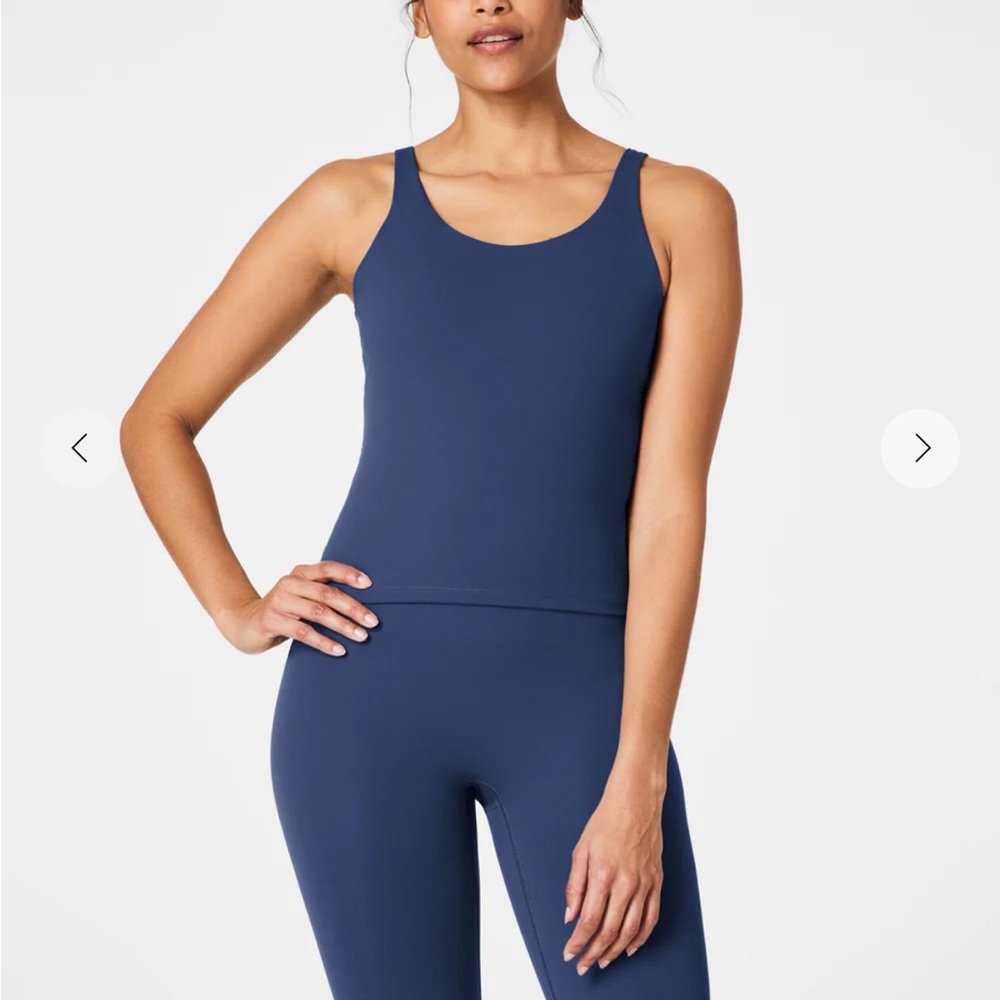 NWT Spanx Get Moving Shelf Tank - Deep Azure - Size Medium - Picture 5 of 10